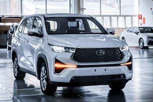 Top 5 mẫu xe hybrid bán chạy nhất tháng 9/2026: Toyota Innova Cross HEV tiếp tục dẫn đầu