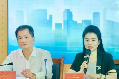 Bộ Xây dựng cảnh báo cẩn trọng với canh bạc vay tiền ôm đất