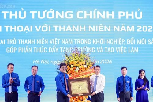 Thủ tướng đối thoại với thanh niên: Phát huy vai trò tuổi trẻ thúc đẩy tăng trưởng và tạo việc làm