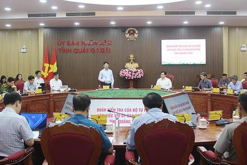 Thứ trưởng Nguyễn Thanh Tịnh làm việc với UBND tỉnh Quảng Ngãi về công tác thi hành pháp luật