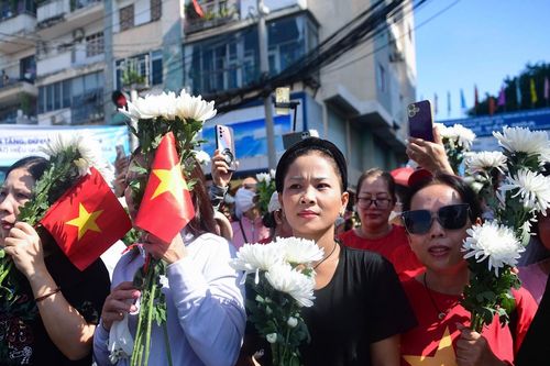 Đón các anh về trong niềm xúc động, sau 58 năm