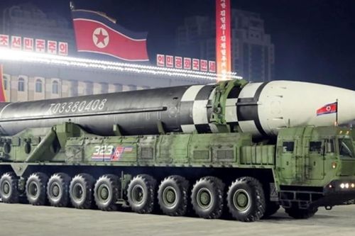 Tên lửa Hwasong-17 công nghệ MIRV, tầm bắn 15.000 km, 'bao phủ toàn bộ lãnh thổ Mỹ'