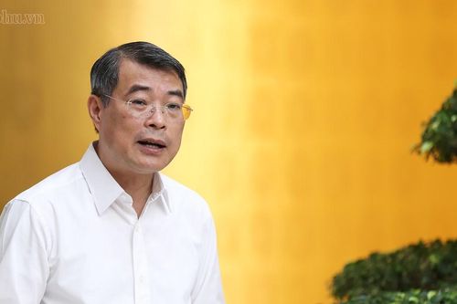 Thủ tướng: Bảo đảm việc sử dụng vốn công khai, không để người dân chờ đợi