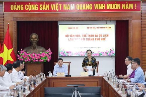 Huế tiên phong hợp tác phát triển văn hóa, thể thao và du lịch
