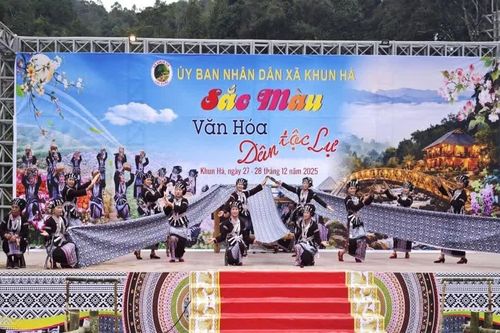 Lai Châu lan tỏa sắc màu văn hóa dân tộc Lự ở Khun Há