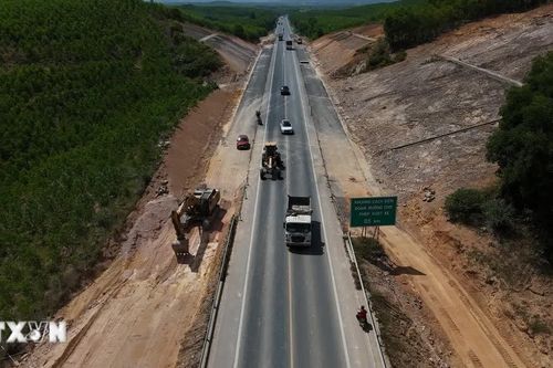 Huế dồn lực cho các công trình trọng điểm, tăng tốc giải ngân vốn đầu tư công