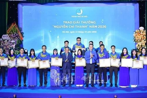 Ngọn cờ đoàn kết, tập hợp thanh niên cống hiến sức trẻ cho đất nước