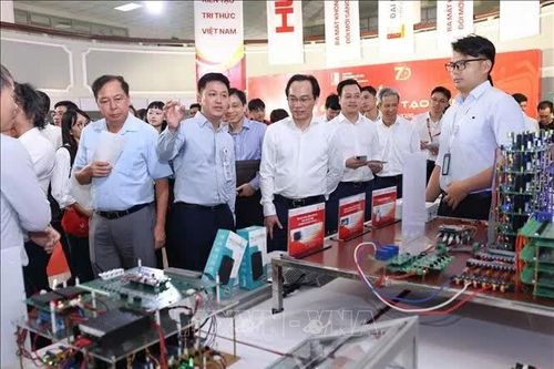 Từ bài toán của đất nước đến khát vọng đại học nghiên cứu xuất sắc