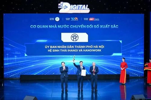 Hà Nội đạt giải Cơ quan nhà nước chuyển đổi số xuất sắc