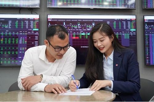 VN-Index mất mốc 1.700 điểm, khối ngoại bán ròng 9 phiên liên tiếp
