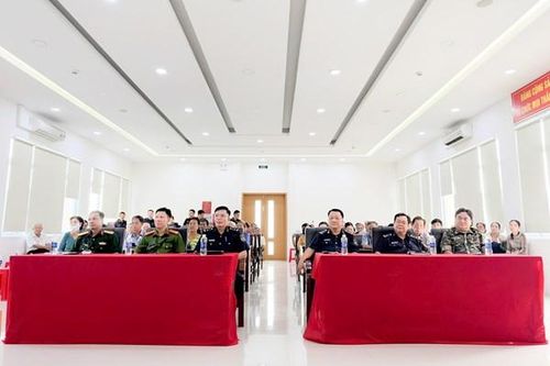 Cục Hải quan tuyên truyền phòng, chống ma túy tại hai cửa khẩu ở An Giang