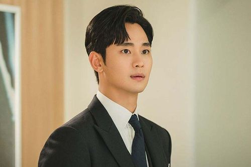 Công ty quản lý Kim Soo Hyun đưa ra cảnh báo cứng rắn