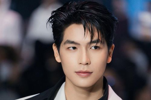 Quốc Anh liên tiếp đón tin vui