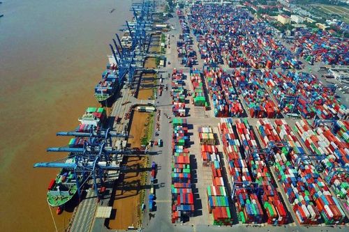 Sức hút đầu tư dài hạn của Việt Nam và bài toán hóa giải 'chi phí ẩn'