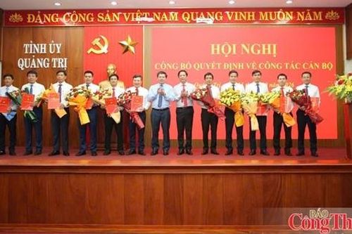 Quảng Trị: Điều động, luân chuyển cán bộ giữ nhiều chức vụ quan trọng