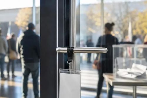 Mỹ không mời quan sát viên quốc tế giám sát bầu cử giữa nhiệm kì