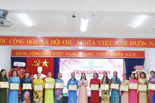 Hội LHPN phường An Hải khen thưởng 24 điển hình trong phong trào thi đua