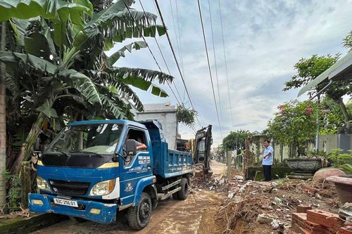 Đồng lòng hiến đất mở đường