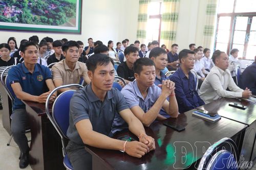 Điện Biên tăng cường hợp tác đào tạo với các tỉnh Bắc Lào