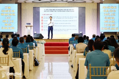 Hơn 300 cán bộ Công đoàn tham gia tập huấn báo cáo viên, tuyên truyền viên năm 2026