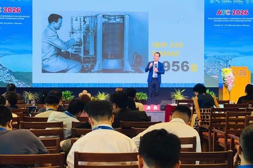200 đại biểu tham dự Hội nghị quốc tế về công nghệ truyền thông tiên tiến