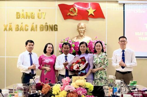 Đảng ủy xã Bác Ái Đông tổ chức tọa đàm kỷ niệm ngày truyền thống các cơ quan tham mưu, giúp việc