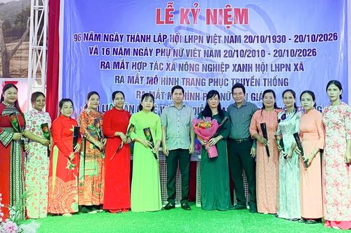 Hội Liên hiệp Phụ nữ xã Nam Khánh Vĩnh tổ chức các hoạt động kỷ niệm 20-10