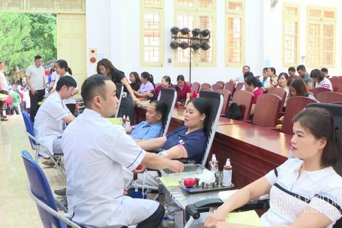 Tiếp nhận gần 400 đơn vị máu tại Ngày hội hiến máu tình nguyện đợt 2 năm 2026 tại khu vực Văn Quan