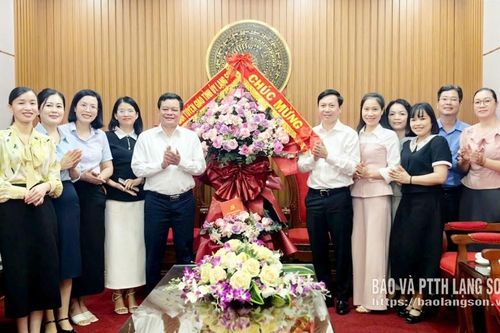 Thăm, chúc mừng Đảng ủy MTTQ, các đoàn thể tỉnh nhân kỷ niệm 96 năm Ngày truyền thống công tác dân vận của Đảng