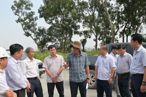 Lâm Đồng yêu cầu bàn giao mặt bằng 2 dự án giao thông phía Đông trước 30/10