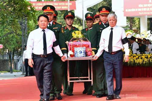 Lễ viếng, truy điệu và an táng 93 hài cốt liệt sĩ tại Nghĩa trang Liệt sĩ Quốc gia Vị Xuyên