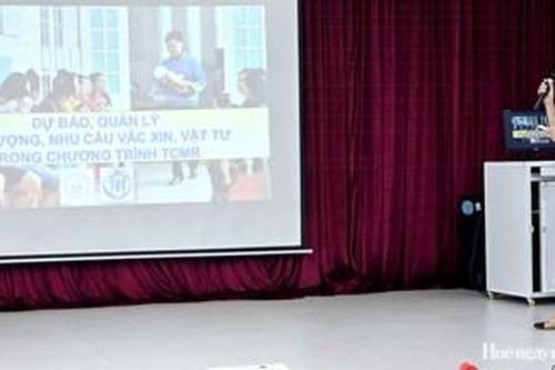Nâng cao năng lực bảo quản vắc xin chuẩn GSP cho 40 trạm y tế