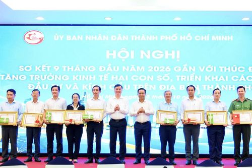 Giải ngân tốt, nhiều phường ở TP.HCM được thưởng công trình trăm tỷ đồng