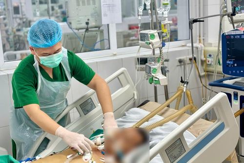 Trở về từ Congo, người đàn ông 46 tuổi nguy kịch vì sốt rét