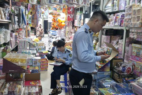 Hà Nội phát hiện hơn 1.200 đồ chơi trẻ em nhập lậu