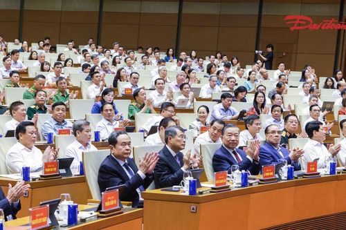 Lãnh đạo Đảng, Nhà nước, MTTQ Việt Nam dự Hội nghị quán triệt và triển khai thực hiện Nghị quyết Trung ương 4