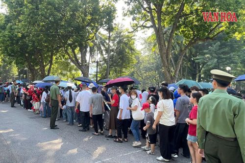 Thời tiết hôm nay 16.10: Bắc Bộ ngày nắng, Nam Bộ mưa dông