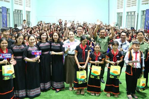 Không để học sinh đơn độc trước những cạm bẫy trên mạng