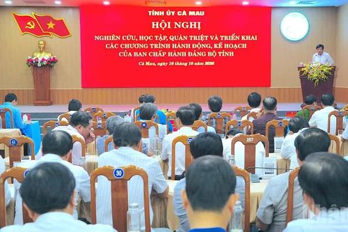 Đổi mới nhận thức, đưa các nghị quyết của Đảng vào cuộc sống tại Cà Mau
