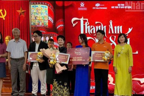 Sinh viên kể chuyện di sản tại Bảo tàng Phụ nữ Việt Nam
