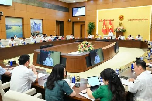 Thể chế hóa đầy đủ, đồng bộ, gắn với thẩm quyền, trách nhiệm, tiến độ và nguồn lực