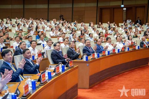 Hội nghị toàn quốc nghiên cứu, học tập, quán triệt và triển khai thực hiện Nghị quyết Hội nghị Trung ương 4