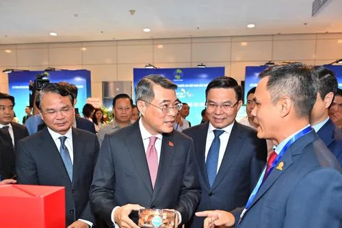 Thủ tướng Lê Minh Hưng: Danh hiệu 'Thương hiệu quốc gia' không phải đích đến cuối cùng