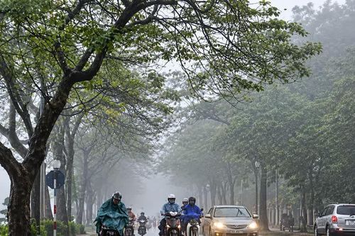 Hà Nội tiếp tục oi nóng, bao giờ miền Bắc mới đón không khí lạnh?