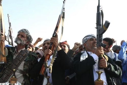 Lực lượng Houthi tấn công tên lửa nhằm vào dinh Tổng thống Yemen, từ chối cuộc gặp với Saudi Arabia