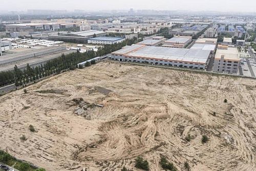 Trung Quốc cam kết tiếp tục cung cấp đất hiếm cho EU bất chấp thời hạn thỏa thuận thương mại với Mỹ