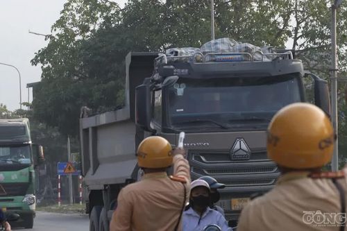 Siết xe quá tải trên đường Hồ Chí Minh: Phạt nghiêm cả tài xế lẫn chủ xe