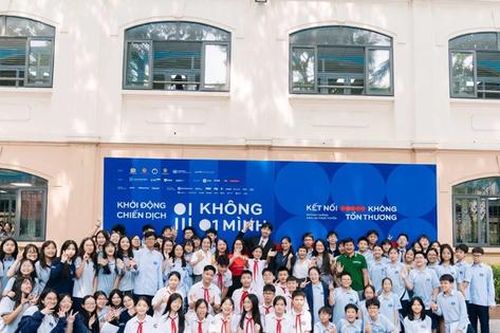 '5 phút cùng em': Bắt đầu từ một cuộc trò chuyện để trẻ em an toàn hơn trên không gian mạng