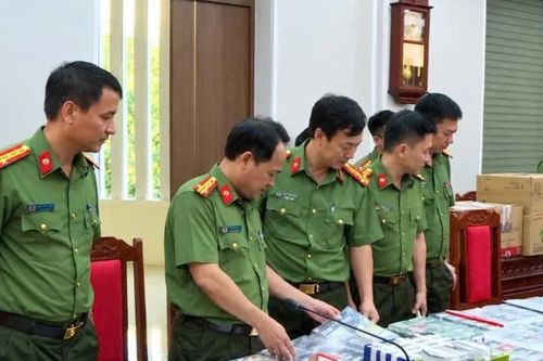 Triệu tập 30 người trong đường dây trốn thuế, giao dịch 15.000 tỷ đồng qua máy POS