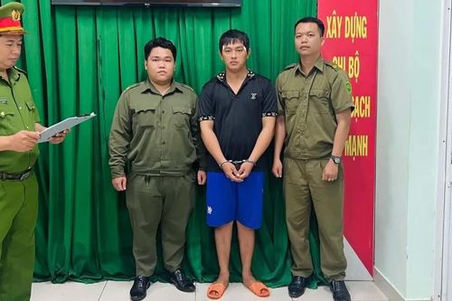 Bắt giam tài xế xe lu thao tác nhầm cán chết đồng nghiệp